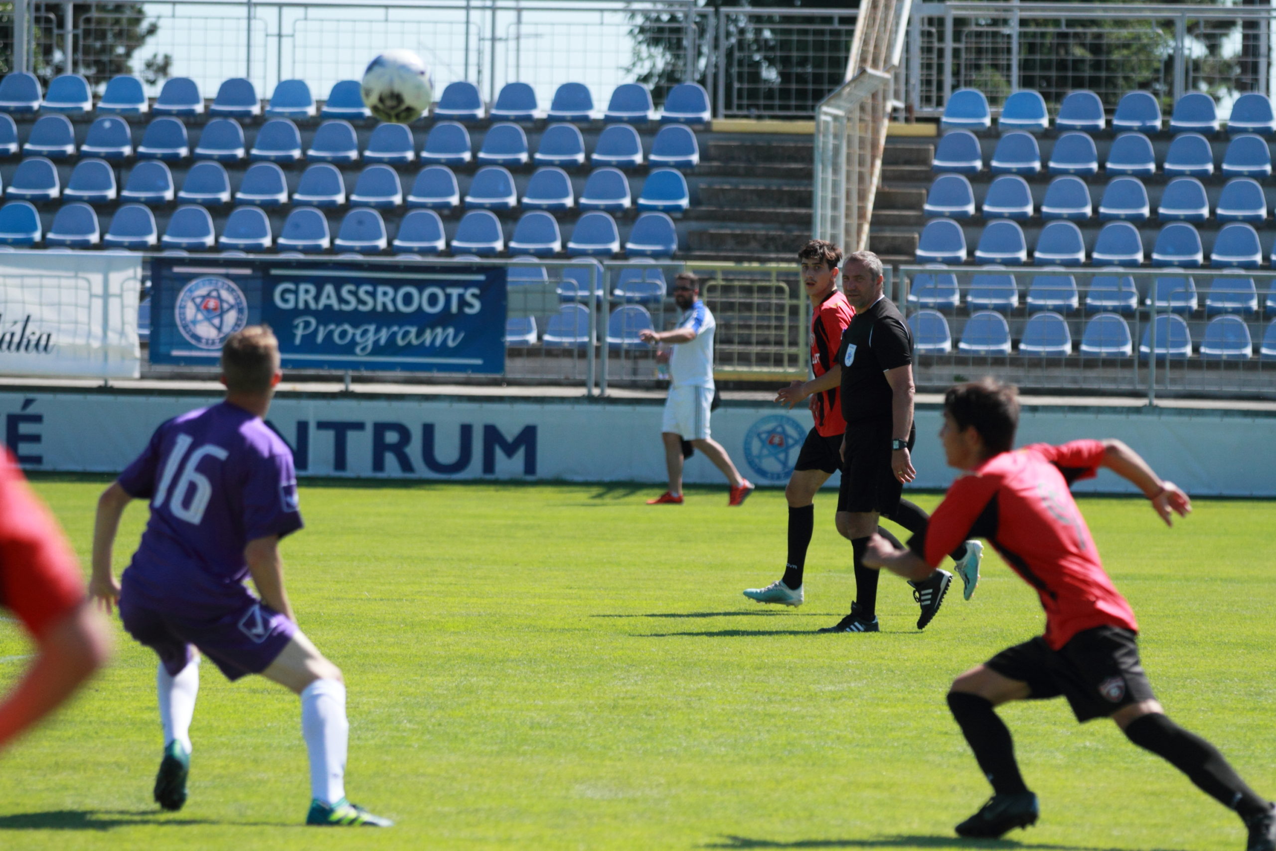 Futbalový zápas/Football game